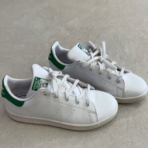 Adidas Classic White and Green Sneakers
